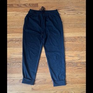 Lululemon Snake Print Jet Set Crop Pant